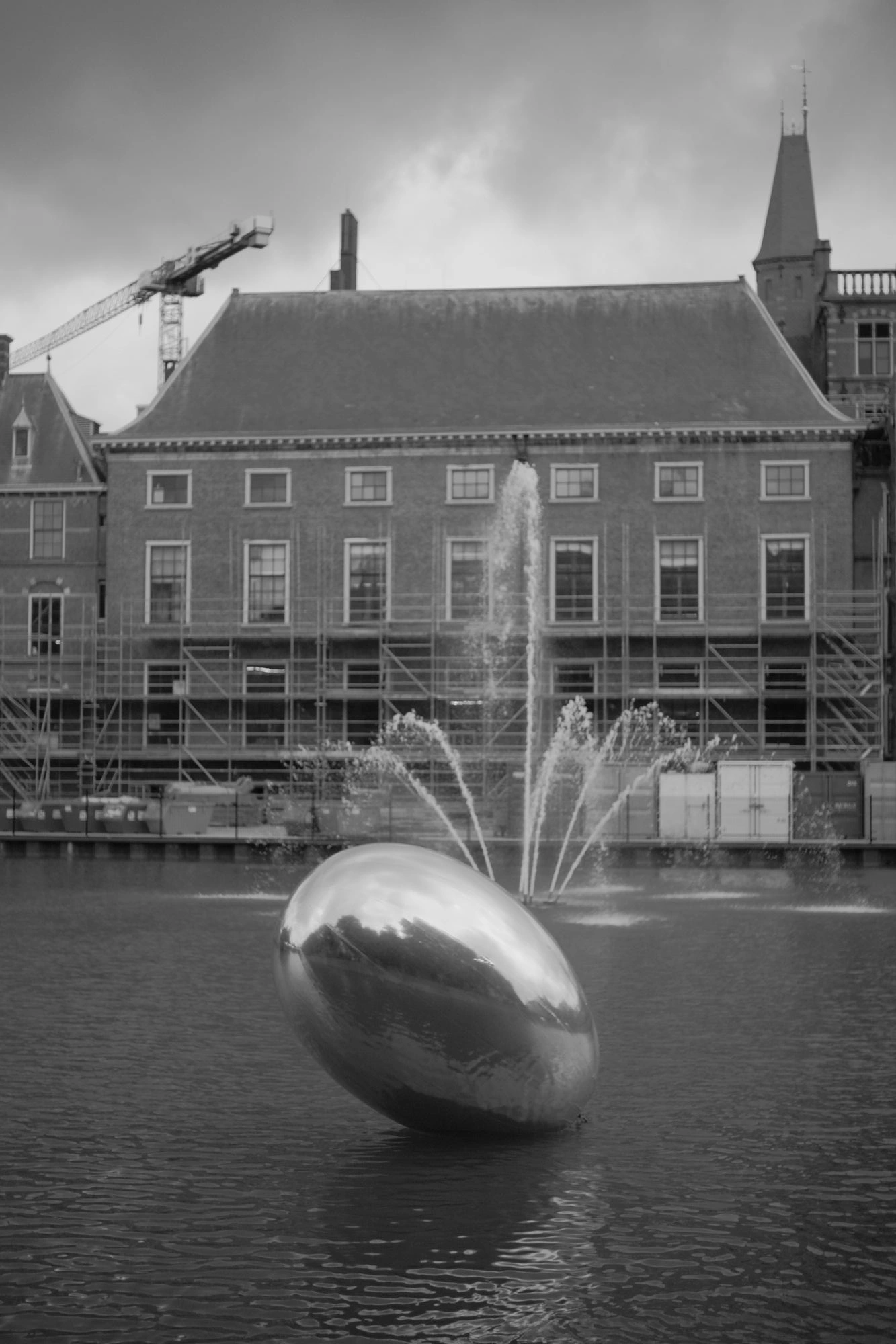 2026-06-14 - xt35 - bw - NL - Den Haag - Blow-up Jubilee - Eiren by Marcel Wanders (3)