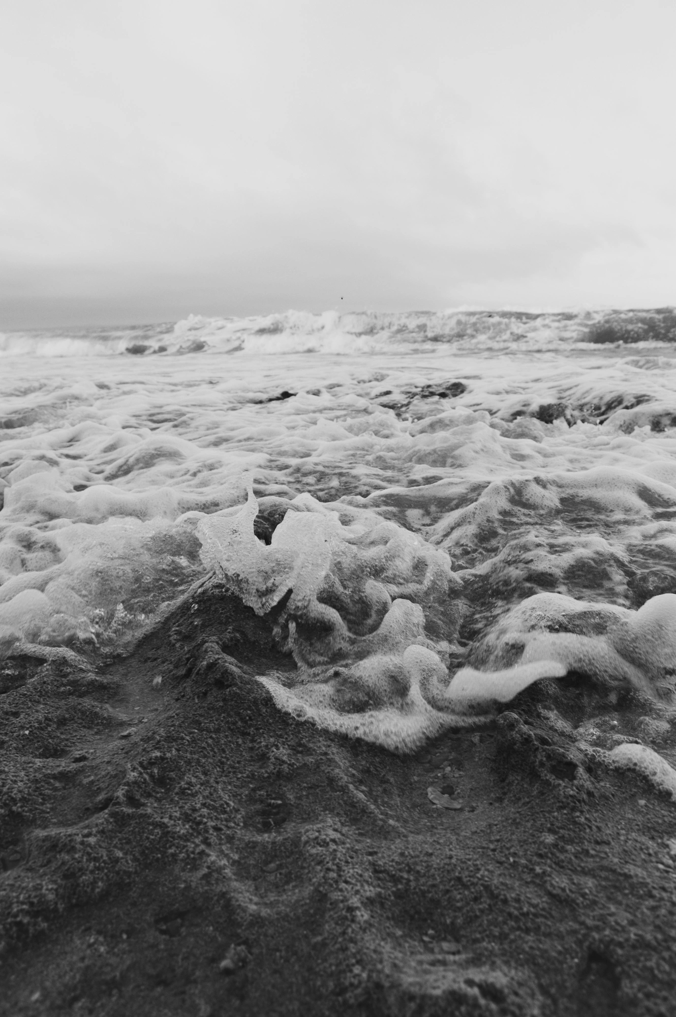 2018-22-12 - n18-55 - bw - ZA - Port Elizabeth - Waves