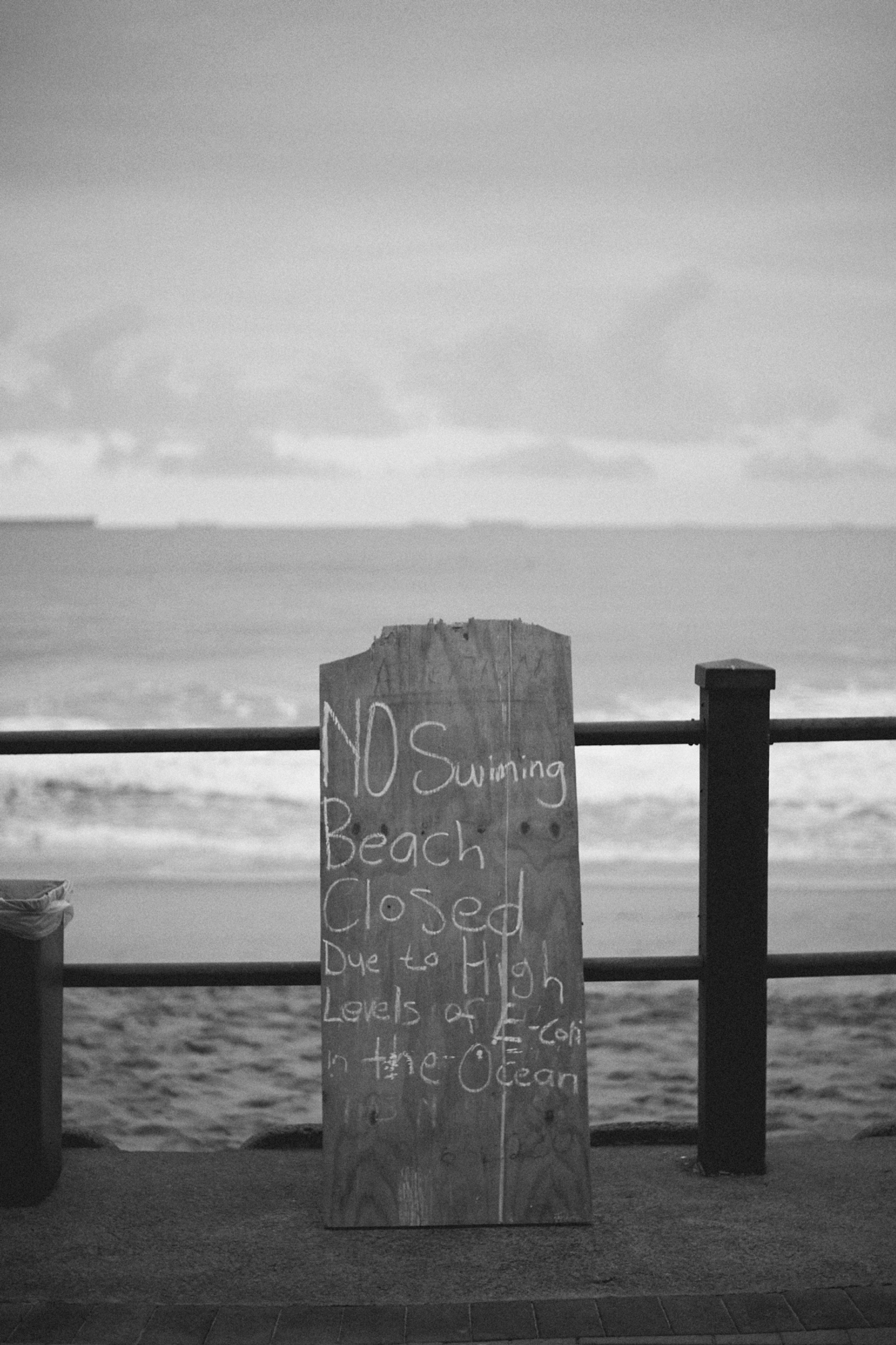 2022-09-18 - xt35 - bw - ZA - Durban - No Swimming sign on beach