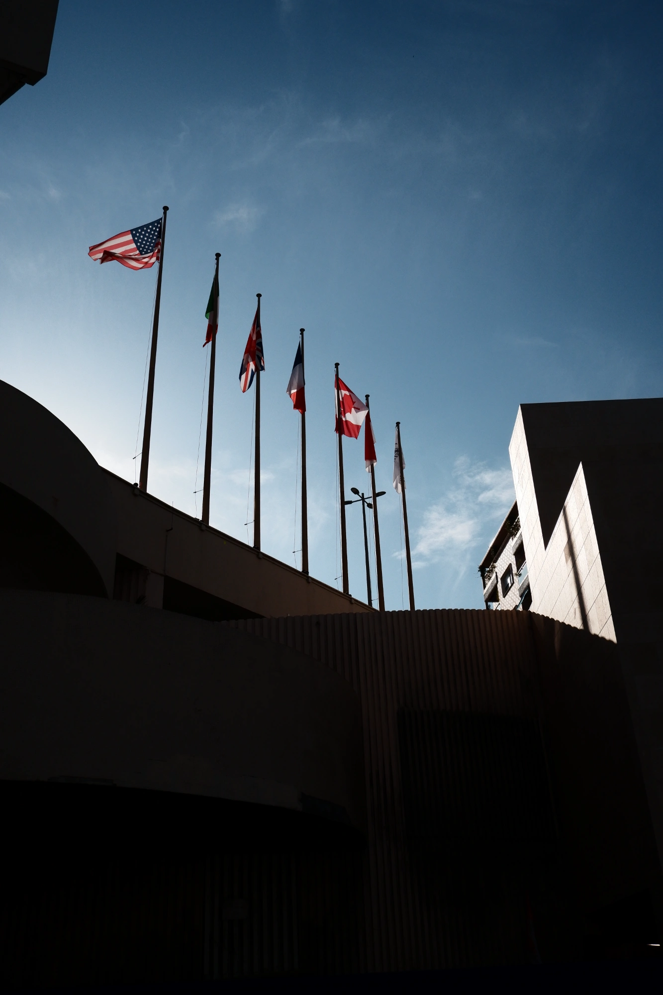 2025-09-08 - xt15-45 - color - MC - Monte Carlo - Flags