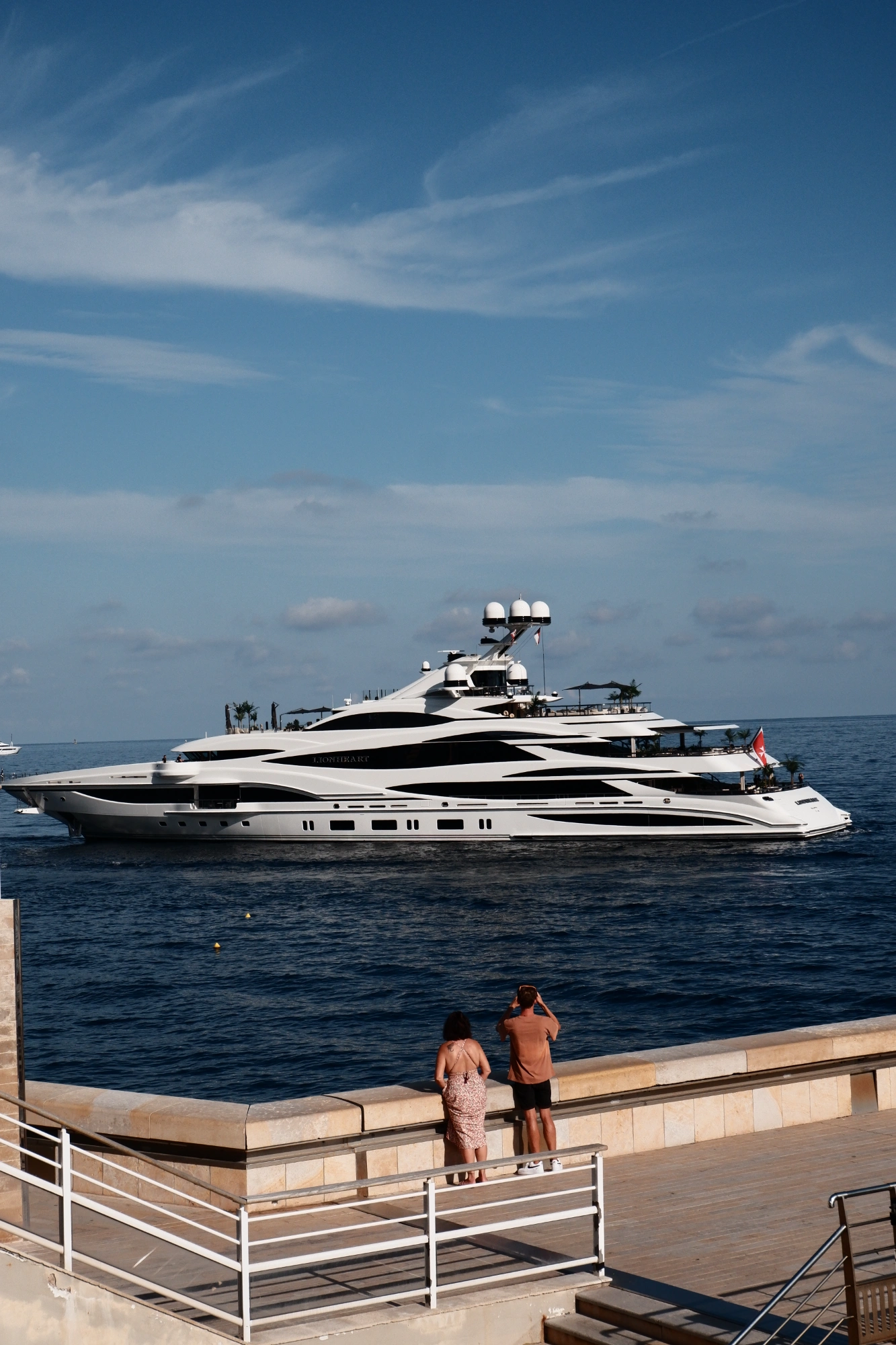2025-09-08 - xt15-45 - color - MC - Monte Carlo - People loking at huge yacht