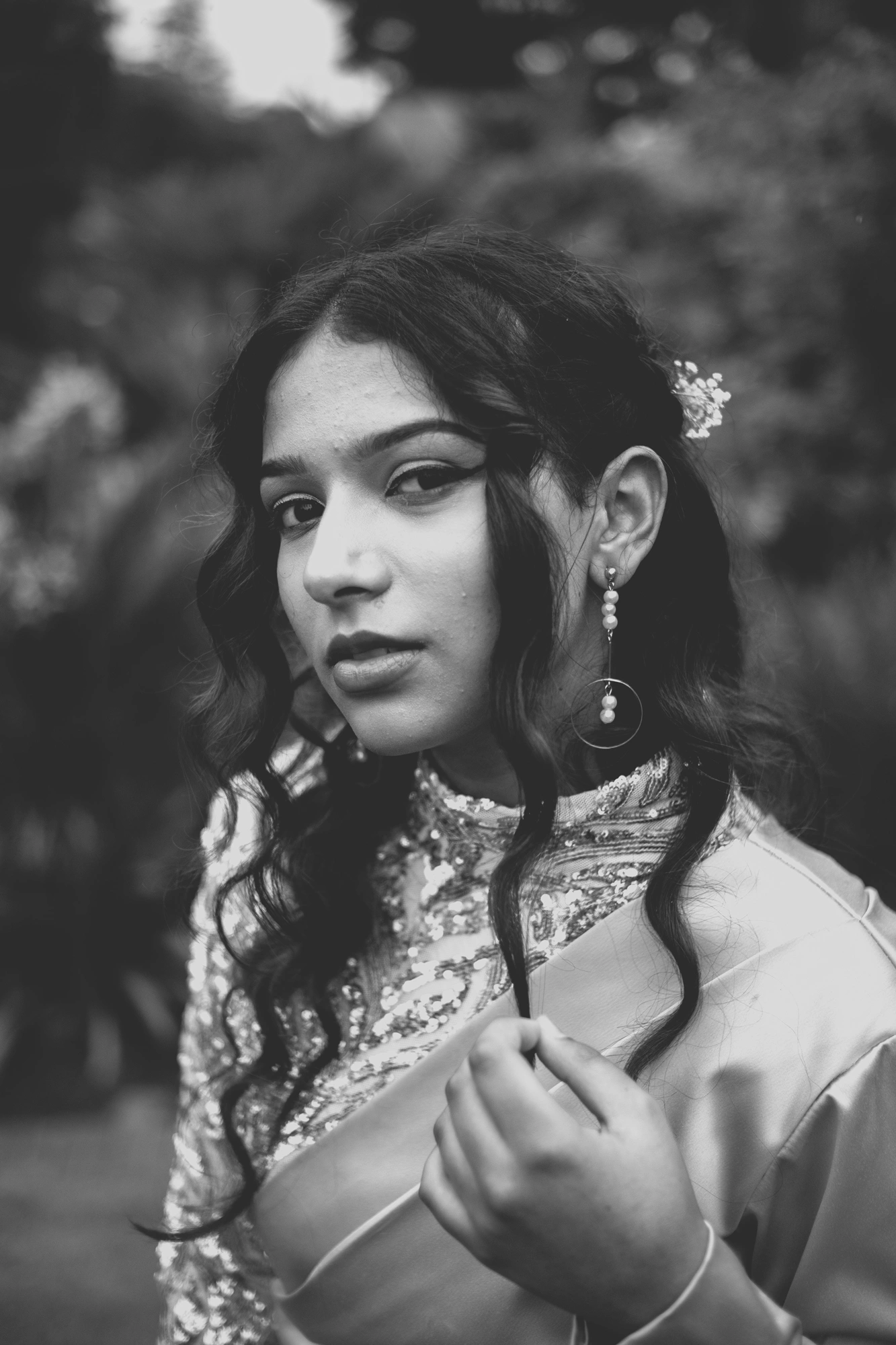 2021-12-05 - xt35 - bw - ZA - Lenasia - MD Portrait 5