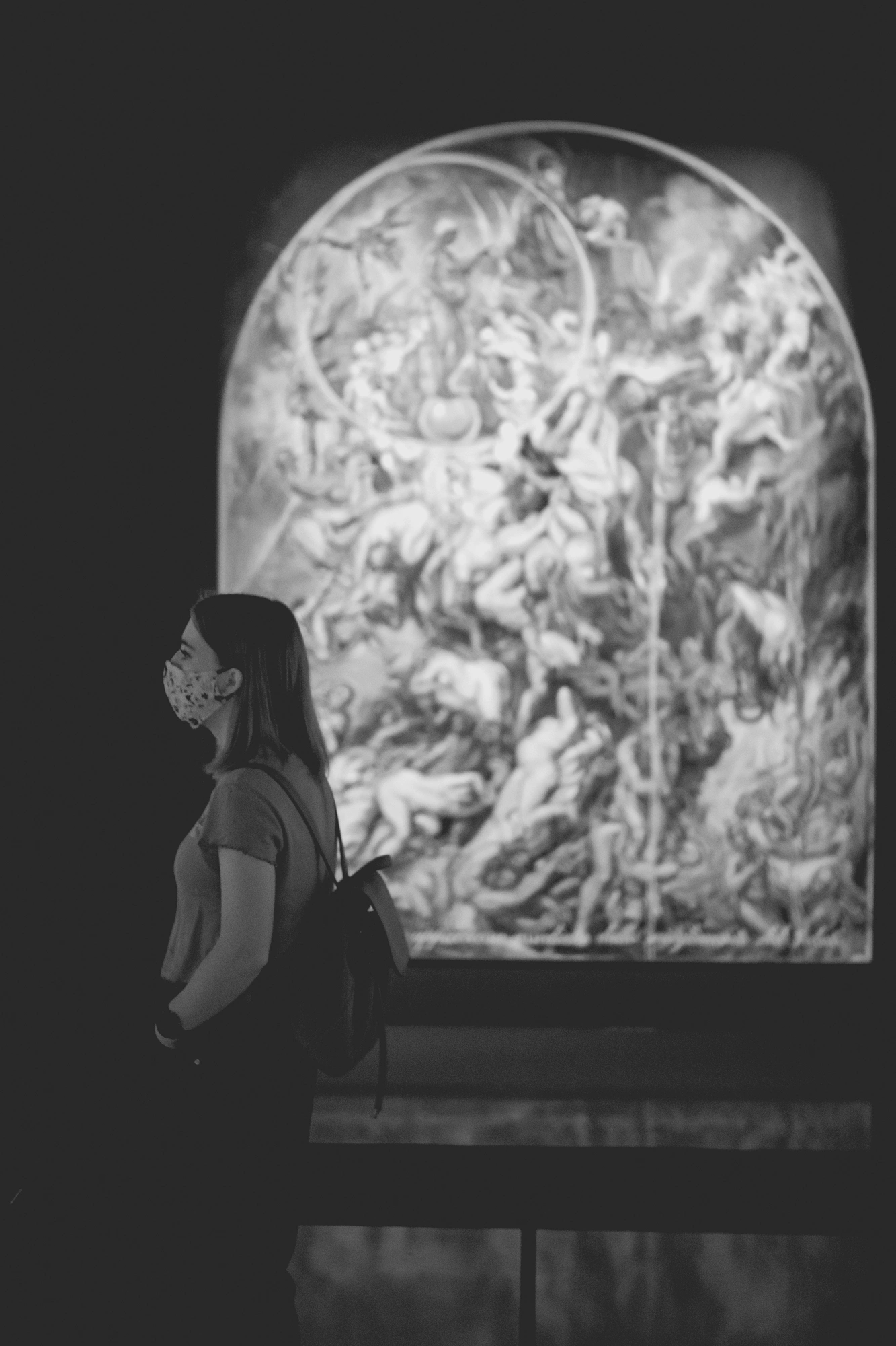 2022-02-16 - Cape Town - Woman stands in front of painting.j