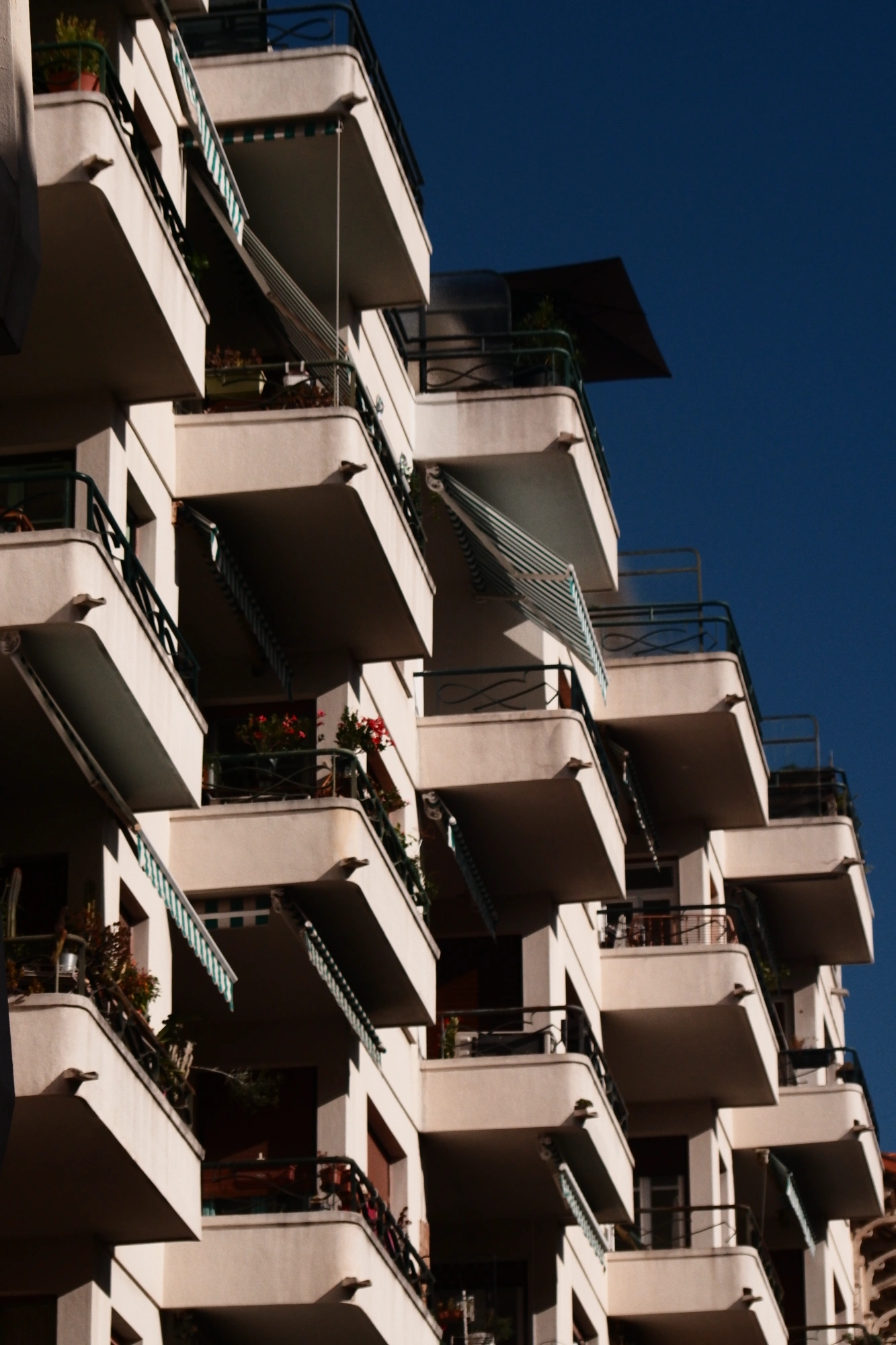 2025-09-cote-d-azure-nice8.p